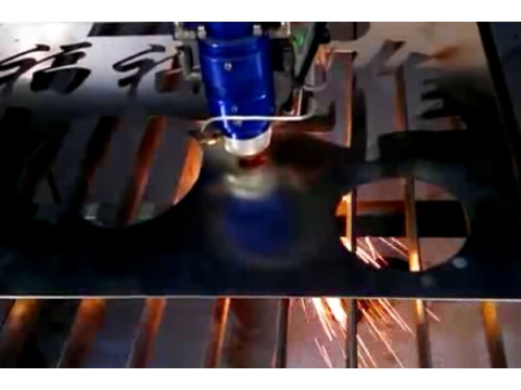 1.5mm 不銹鋼混合激光切割機(jī) STJ1325M 1.5mm 不銹鋼混合激光切割機(jī) STJ1325M