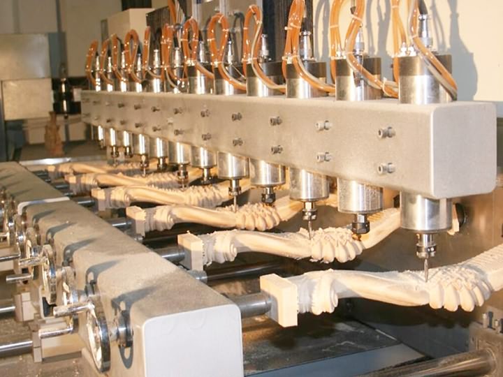 木工多軸數(shù)控雕刻機 木工多軸數(shù)控雕刻機