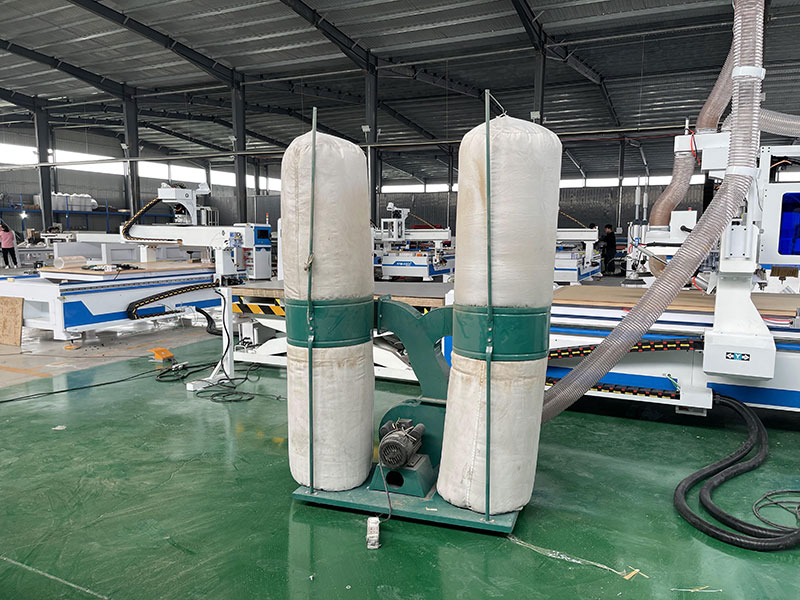 智能全自動數控木工開料機 - 板式家具定制 智能全自動數控木工開料機 - 板式家具定制