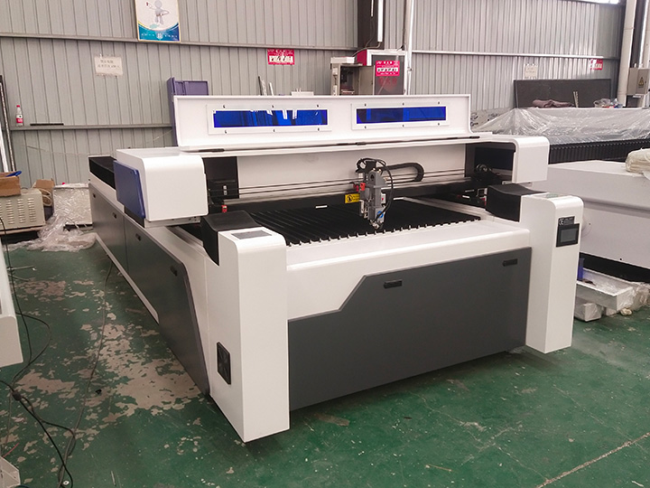 適用于木材和金屬的混合數(shù)控激光切割雕刻機(jī)