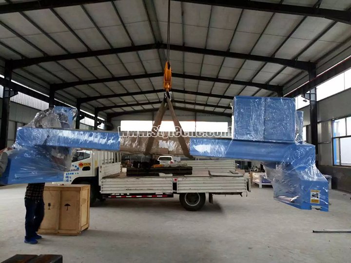 定制4*8m龍門(mén)等離子切割機(jī) 定制4*8m龍門(mén)等離子切割機(jī)