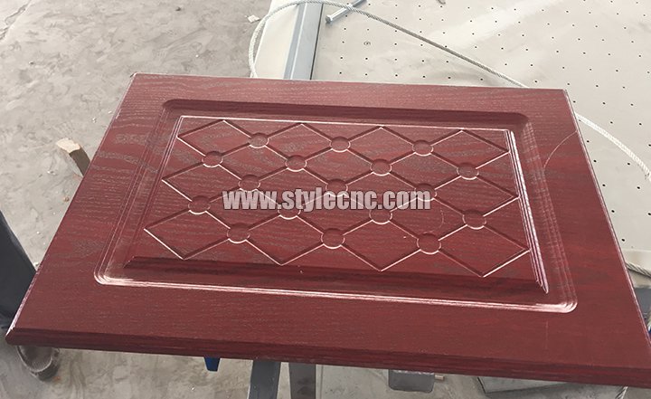 用于定制櫥柜門制作的木工數(shù)控機床 用于定制櫥柜門制作的木工數(shù)控機床