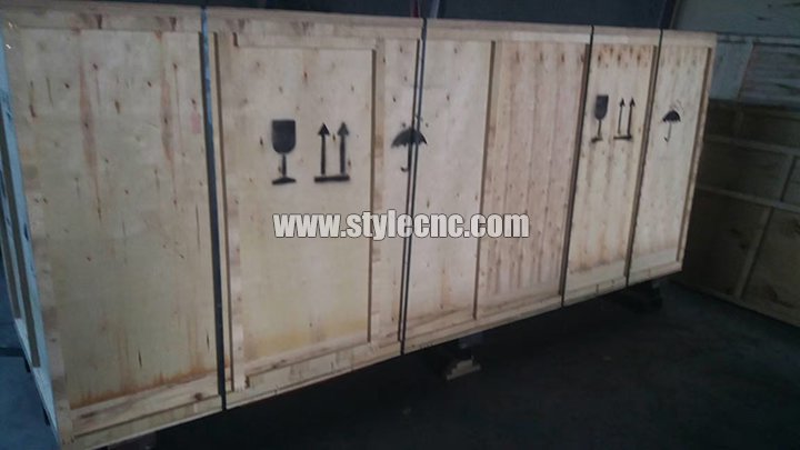 STL1516數控木工車床整體包裝