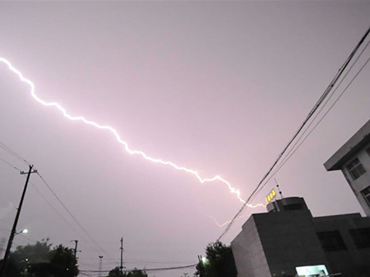雷雨天數控雕刻機需要做好哪些防護工作？
