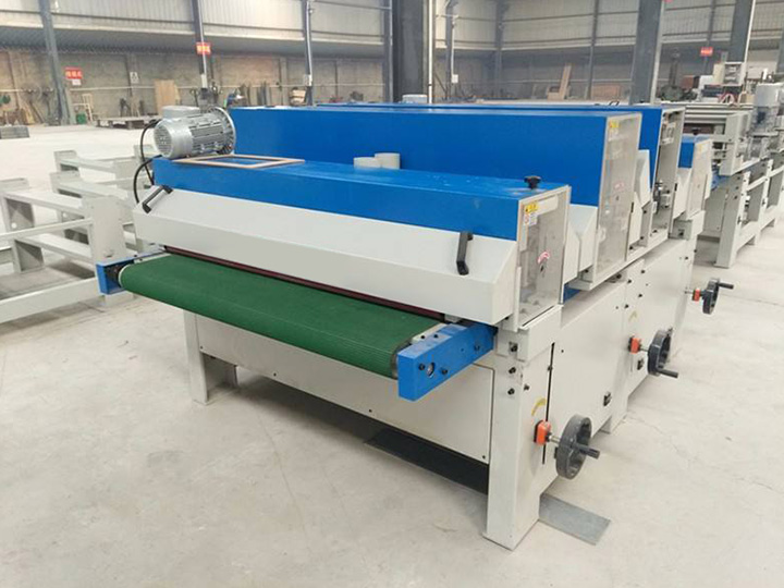 數(shù)控木工砂光機(jī) 數(shù)控木工砂光機(jī)