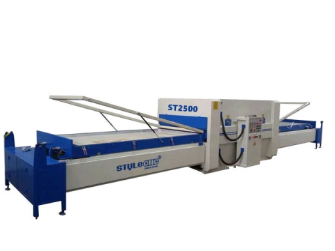 木門用 PVC 膜壓機(jī) 木門用 PVC 膜壓機(jī)