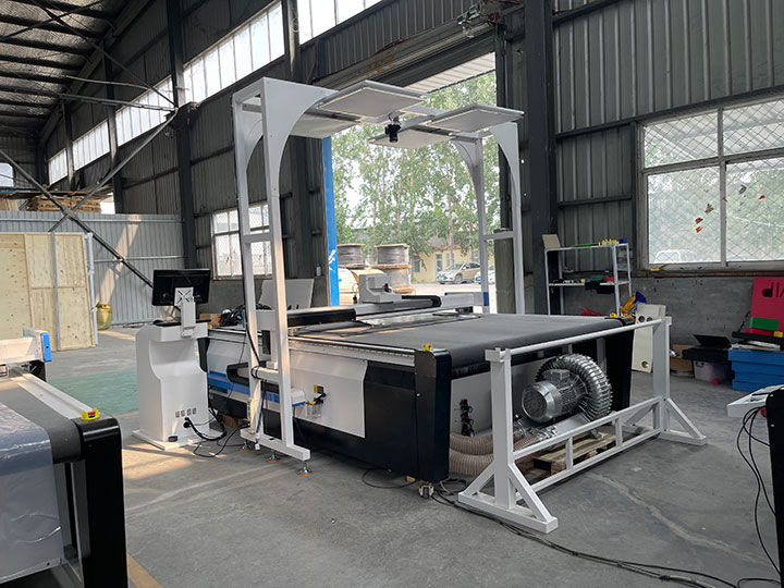 振動(dòng)刀切割機(jī) 振動(dòng)刀切割機(jī)