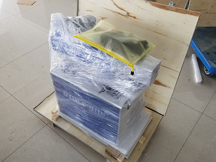 2.5D 光纖激光金屬浮雕機出售 2.5D 光纖激光金屬浮雕機出售