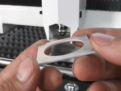 1000W 光纖激光切割機(jī)1.5mm 鋁板 1000W 光纖激光切割機(jī)1.5mm 鋁板