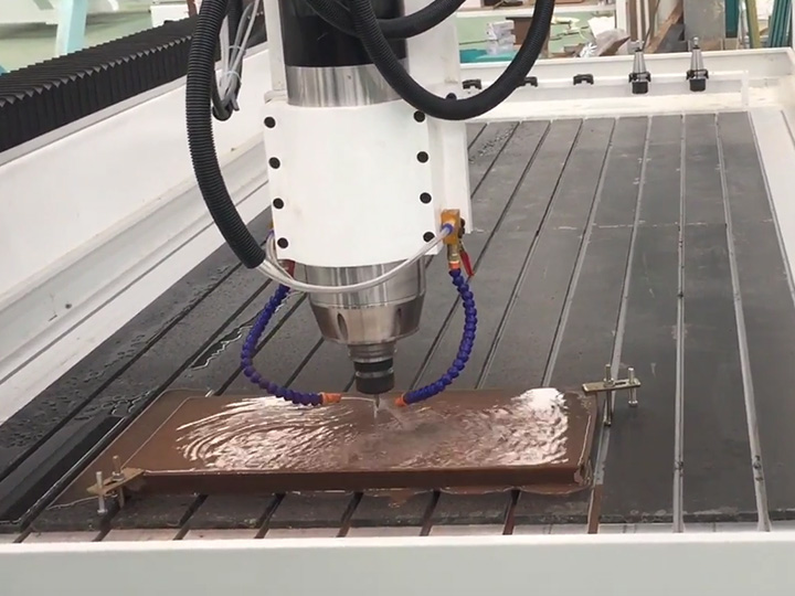 用于石材雕刻的線性自動換刀數控雕刻機 用于石材雕刻的線性自動換刀數控雕刻機