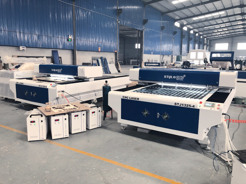 2025年暢銷產(chǎn)品 4x8 膠合板和中密度纖維板激光切割機