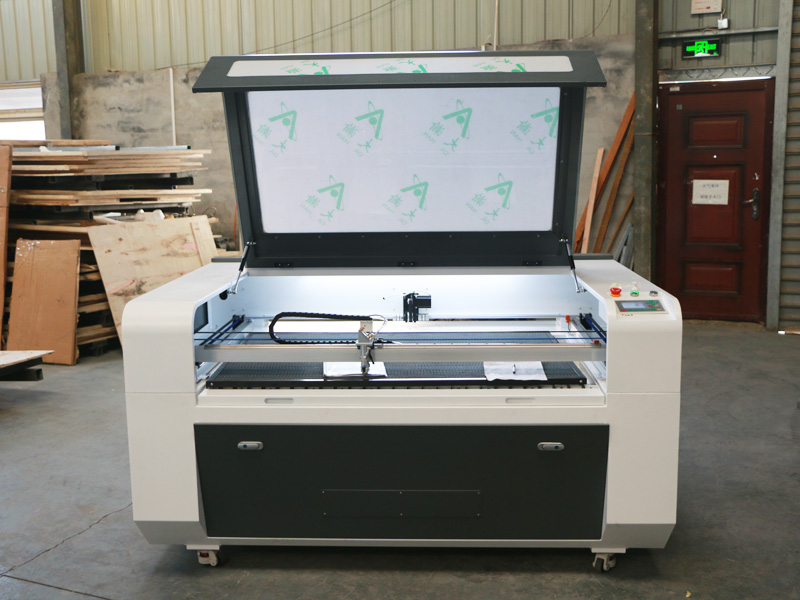 STJ1390 激光切割機