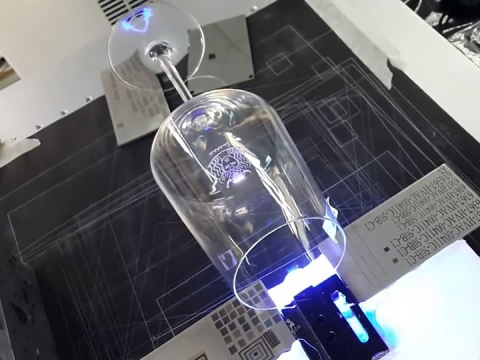 用于玻璃蝕刻的紫外激光雕刻機(jī)