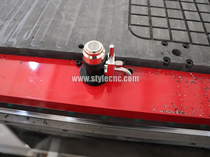 卡羅來納自動換刀數控加工中心的刀具傳感器