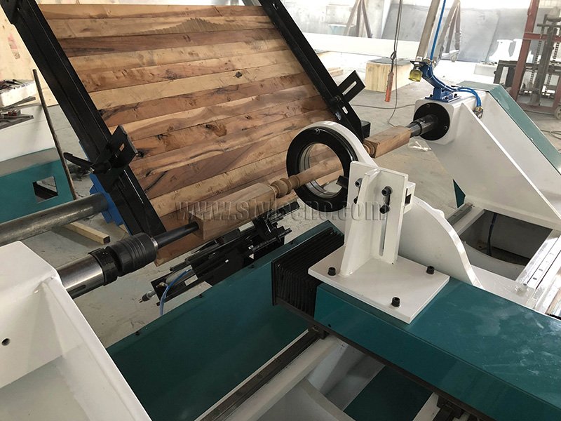 頂級木工自動送料數控車床