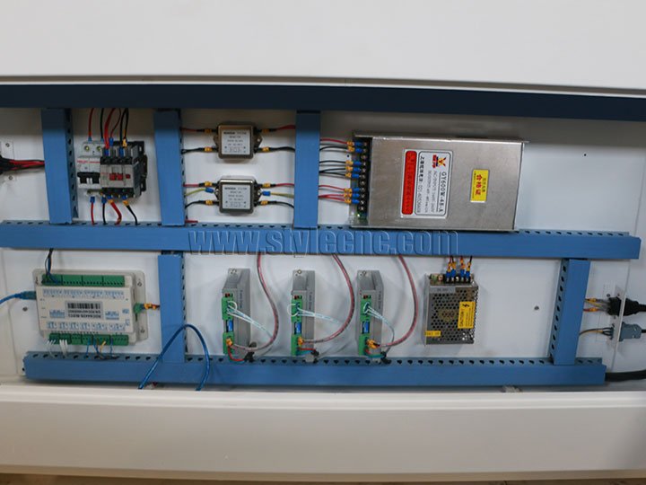 激光泡沫切割機(jī)電子箱 激光泡沫切割機(jī)電子箱