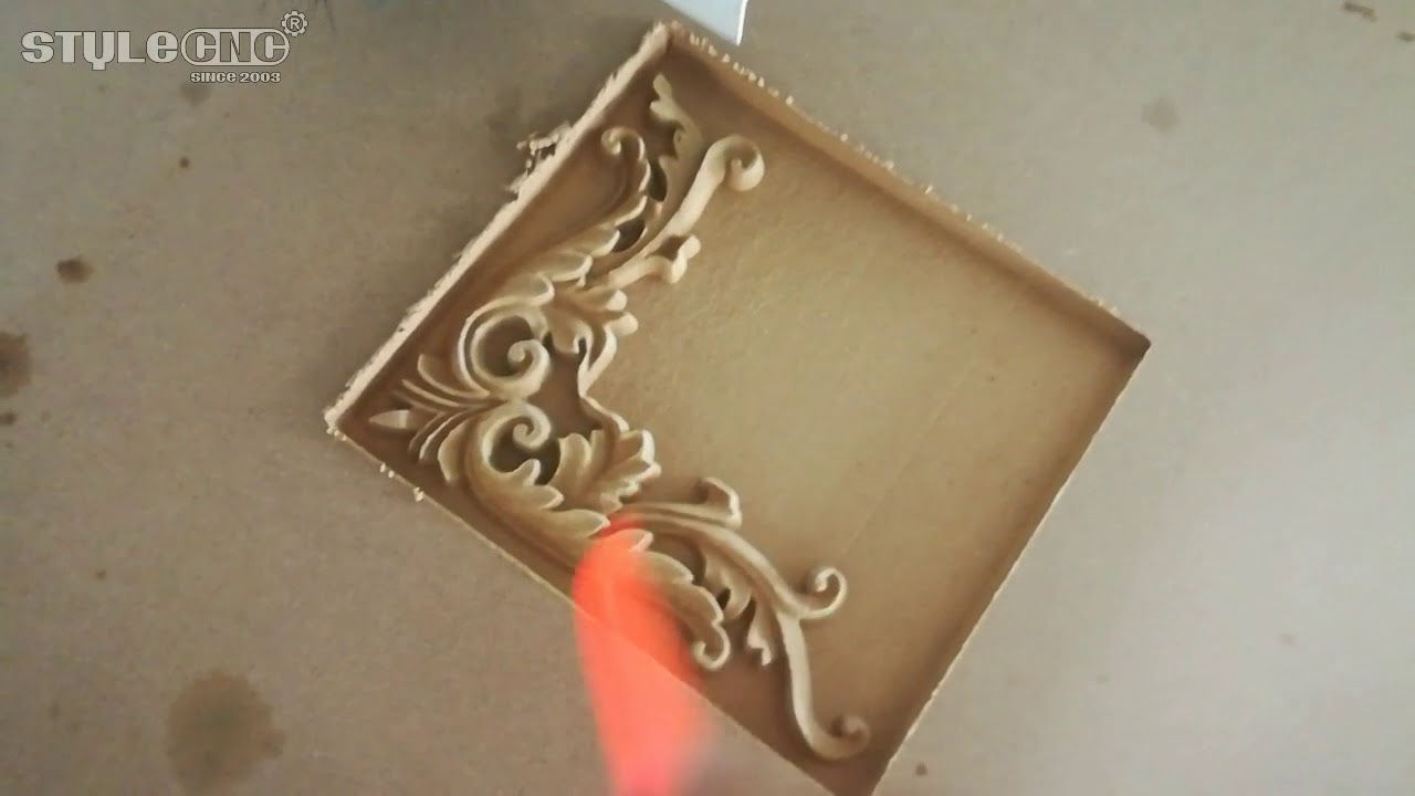 4x8數控木工雕刻機 3D 使用真空吸盤進行浮雕 4x8數控木工雕刻機 3D 使用真空吸盤進行浮雕