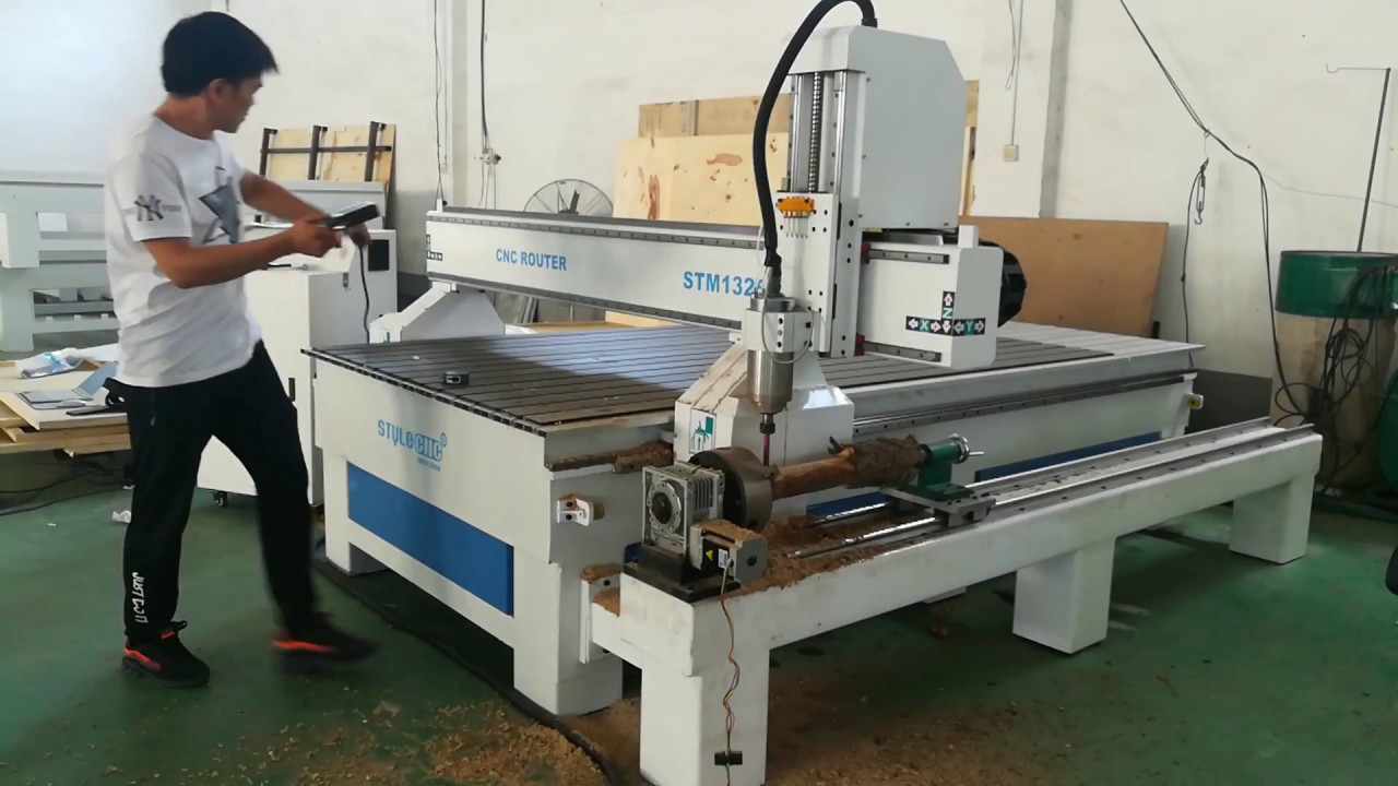 英國一款出色的旋轉四軸數控雕刻機