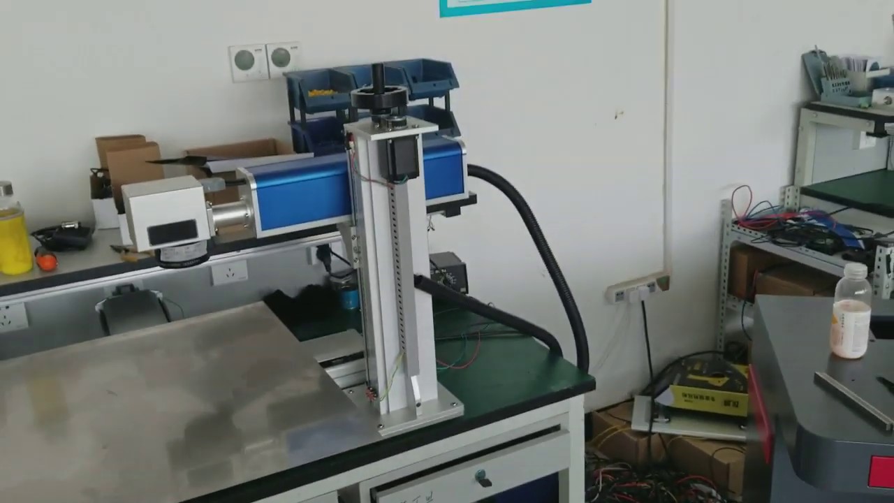 美國(guó)光纖激光打標(biāo)雕刻機(jī) 美國(guó)光纖激光打標(biāo)雕刻機(jī)