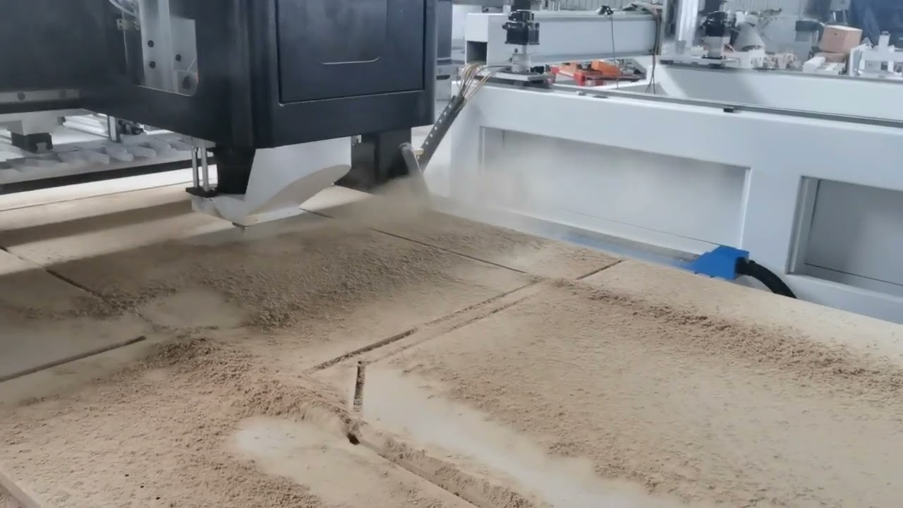 4x8直排式自動換刀數(shù)控雕刻機