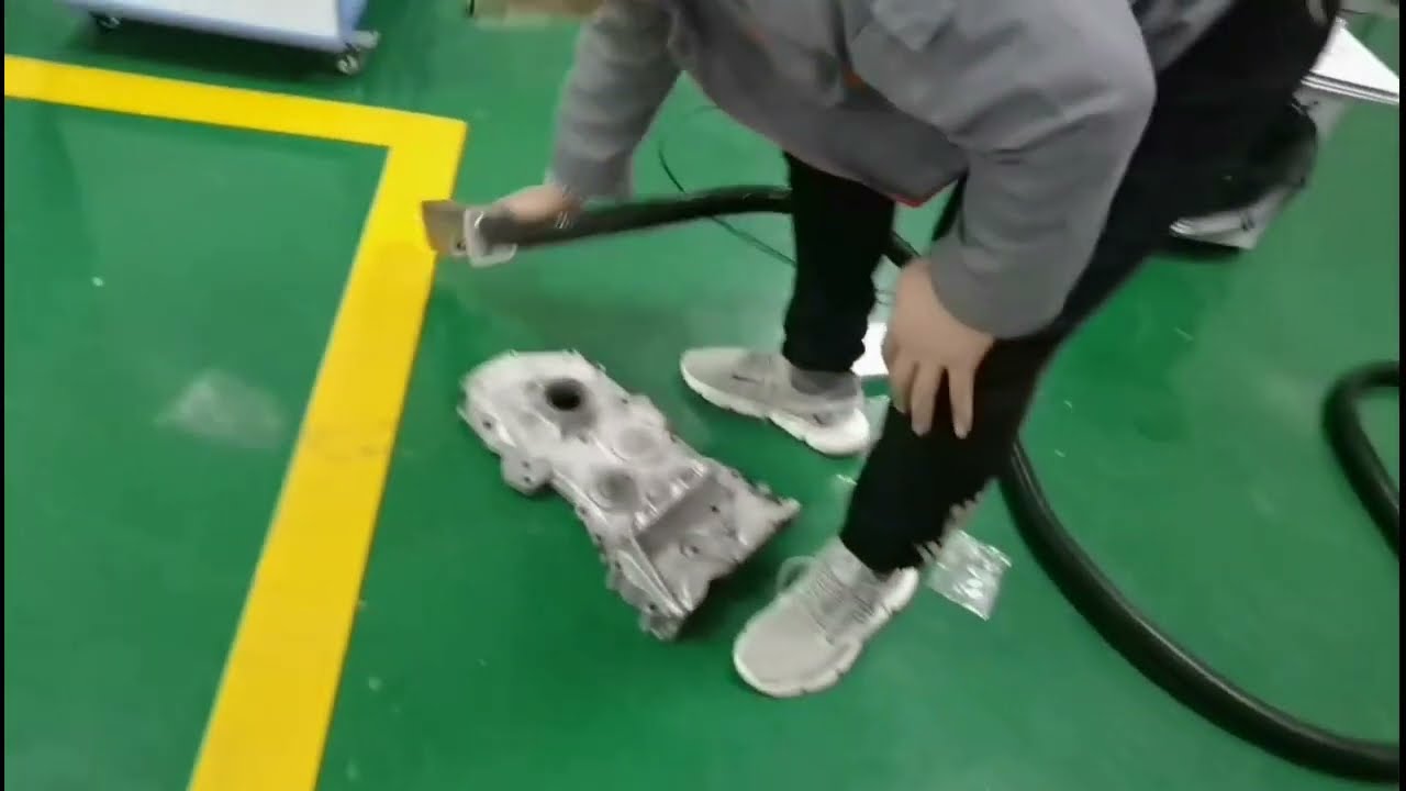 精密激光清洗機：工業(yè)清洗領(lǐng)域的顛覆者