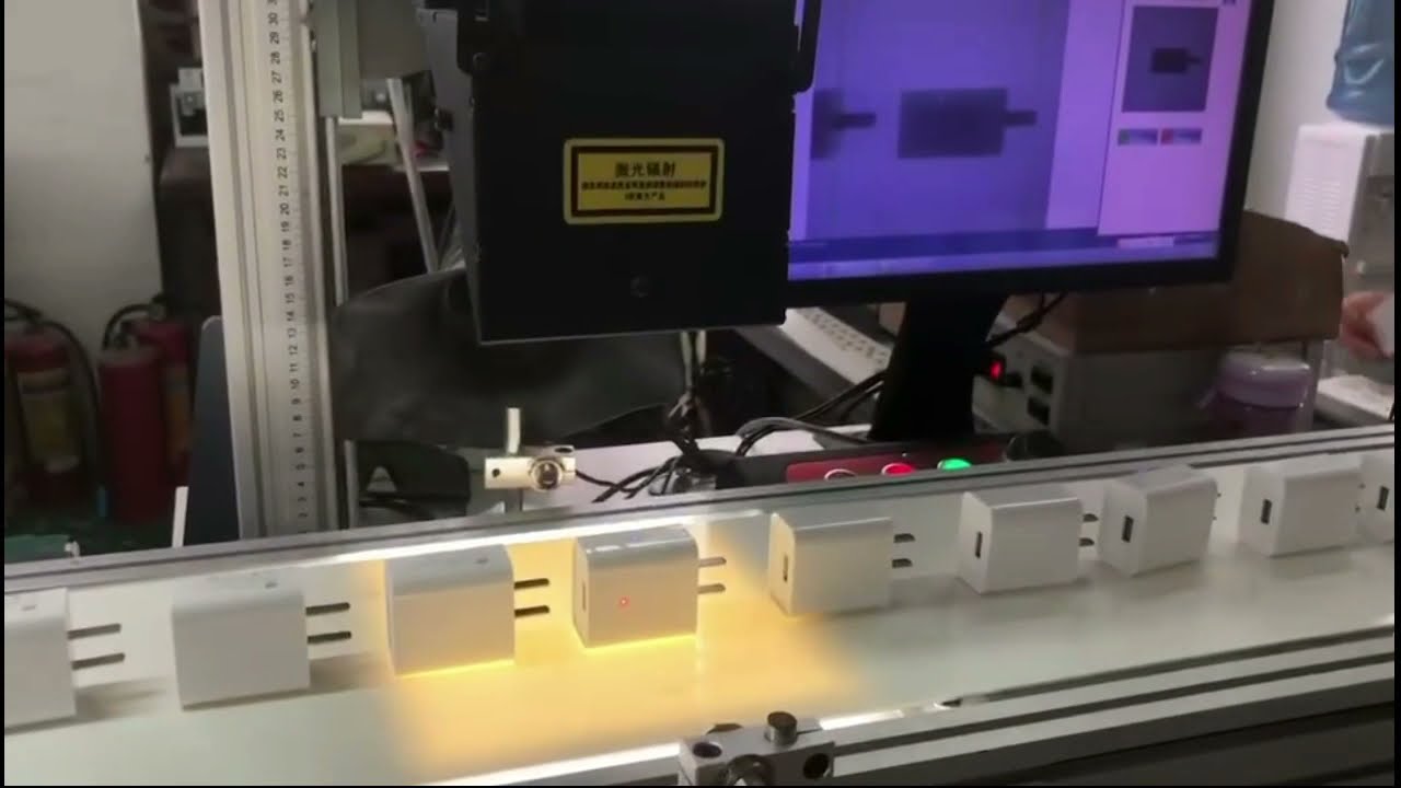 用于裝配線的實時工業(yè)光纖激光打標機 用于裝配線的實時工業(yè)光纖激光打標機